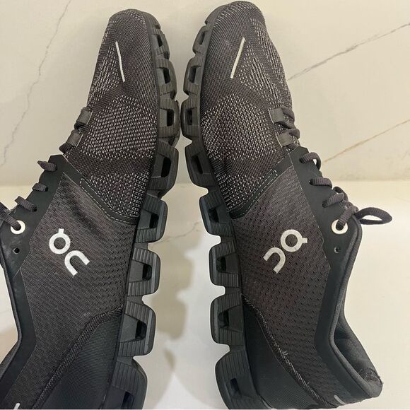 On Cloud Men's Charcoal Athletic Shoes - Picture 10 of 14